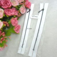 12cm White Close End Zipper Black Metal Handle 2pcs NDA134BLK 12cm White Close End Zipper Black Metal Handle 2pcs NDA134BLK